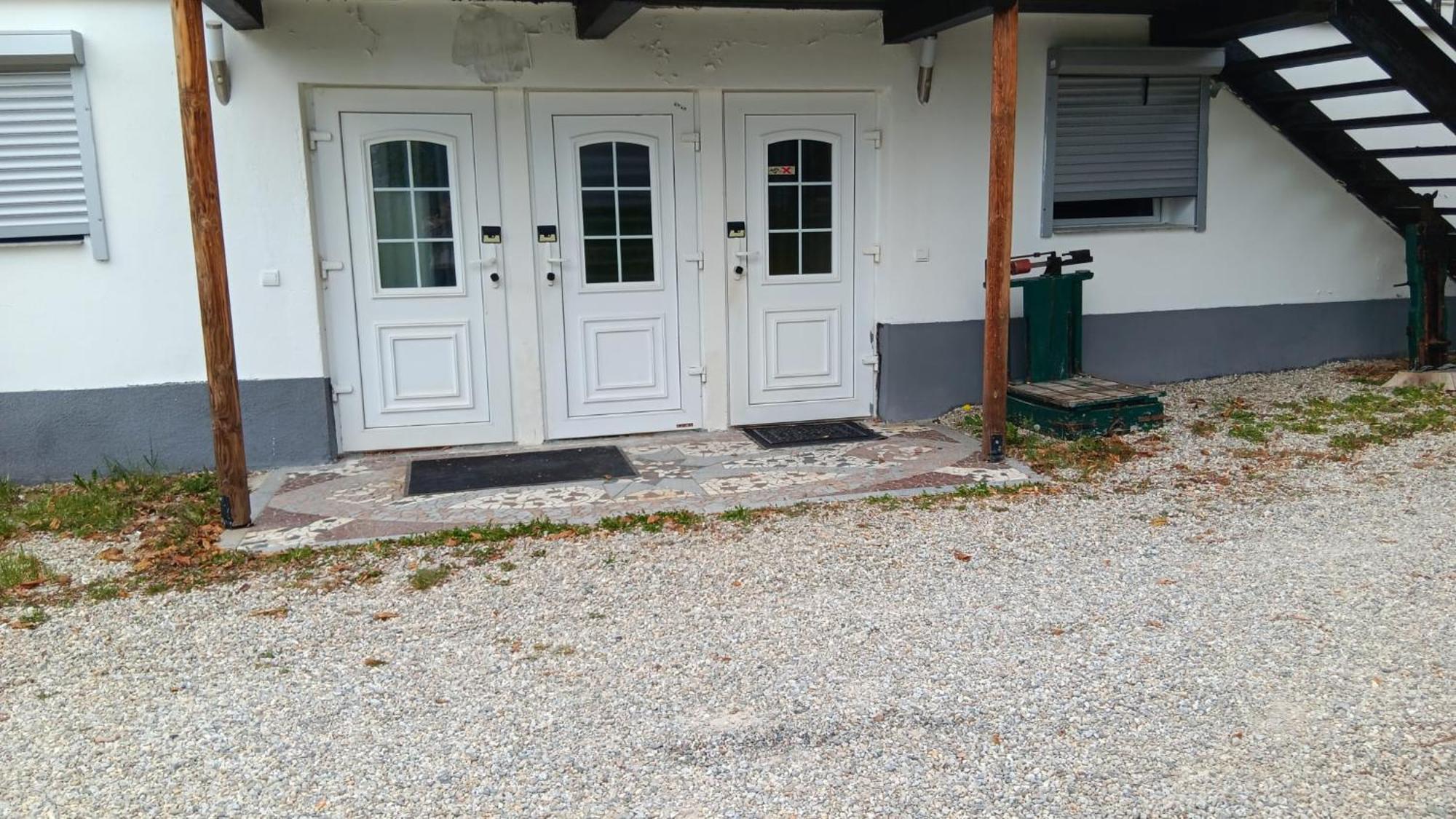 Geinberg Suites & Via Nova Lodges Polling im Innkreis Exterior photo